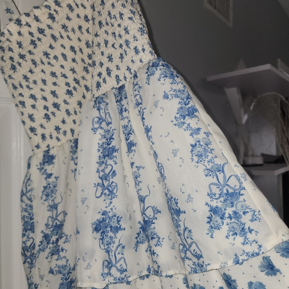 Crystal Doll White and Blue Floral Tiered Sundress Easter Spring Summer - Picture 5 of 7